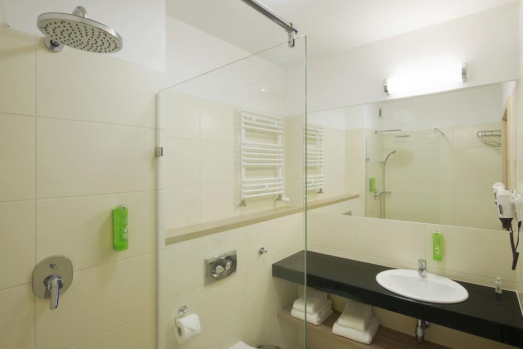 Tristan Hotel & Spa คอนเตเรบาสเก ห้อง รูปภาพ
