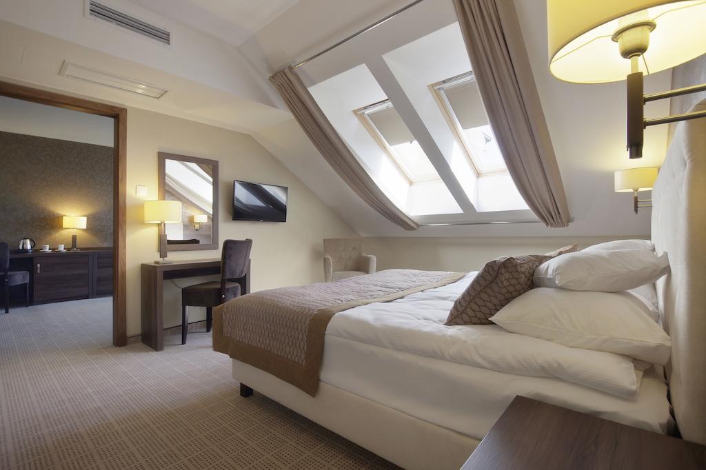 Tristan Hotel & Spa คอนเตเรบาสเก ห้อง รูปภาพ